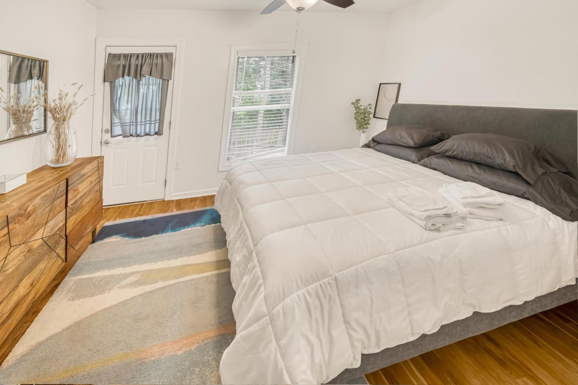 Charming 2Br Bungalow 4 Minutes To Duke University Durham Dış mekan fotoğraf