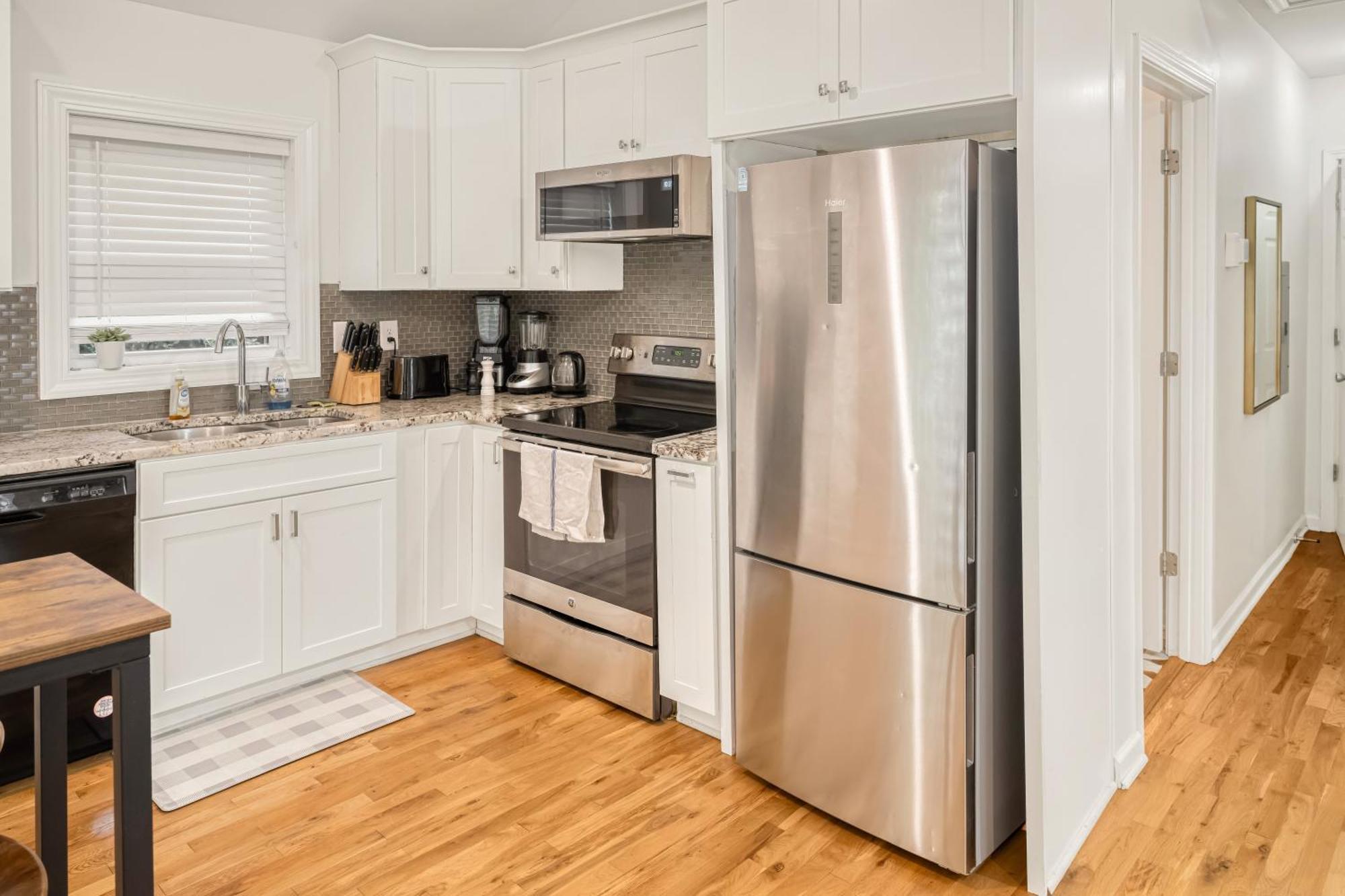 Charming 2Br Bungalow 4 Minutes To Duke University Durham Dış mekan fotoğraf