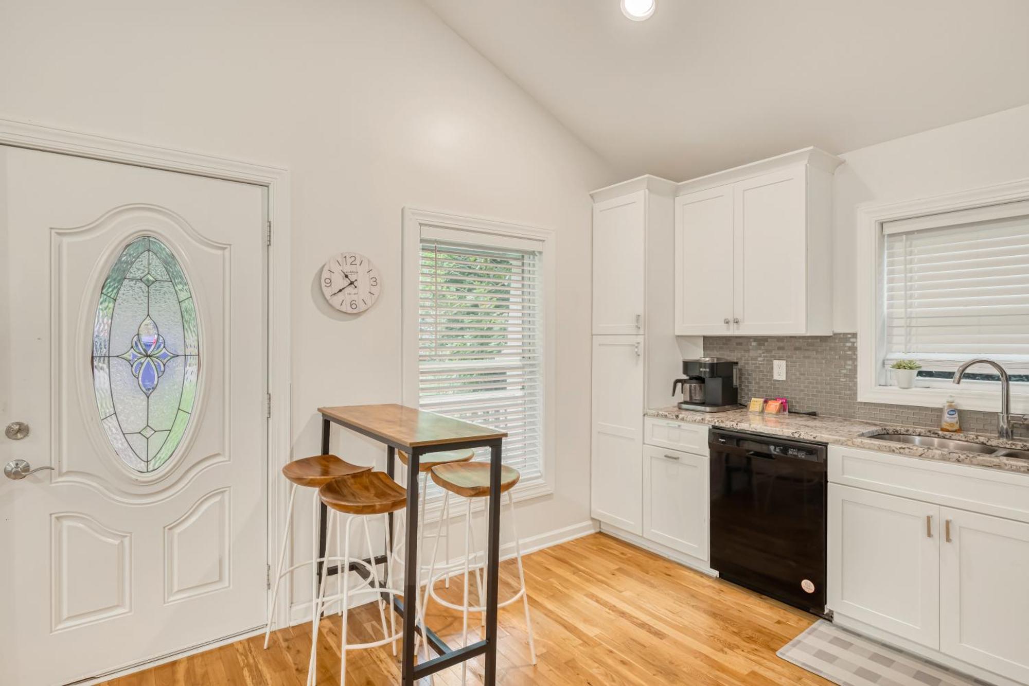 Charming 2Br Bungalow 4 Minutes To Duke University Durham Dış mekan fotoğraf